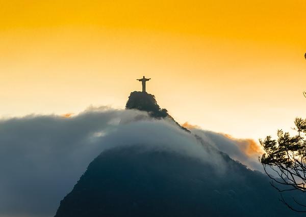 Four Pillars of Equitable Urbanism: Lessons from Rio de Janeiro's Transformative Leadership