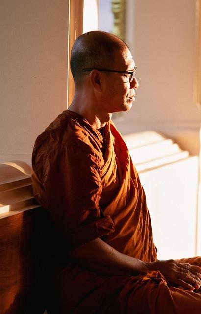 Mind-Uploading and Buddhist Consciousness: A Philosophical Reckoning