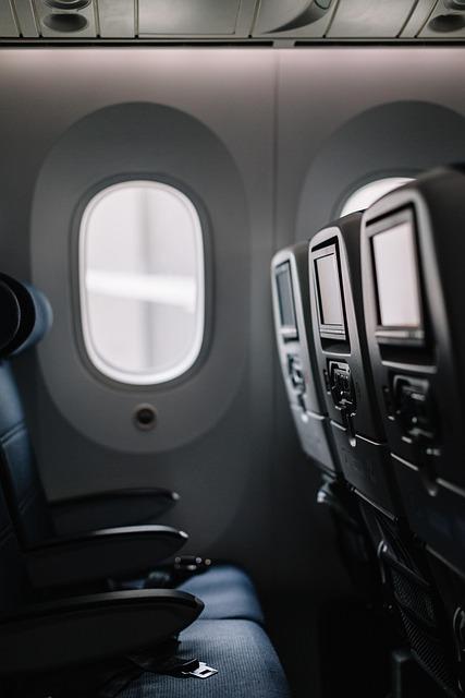 Aircraft Cabin Airflow and Pathogen Transmission: Raymond Wang's Innovative Solution for Safer Air Travel