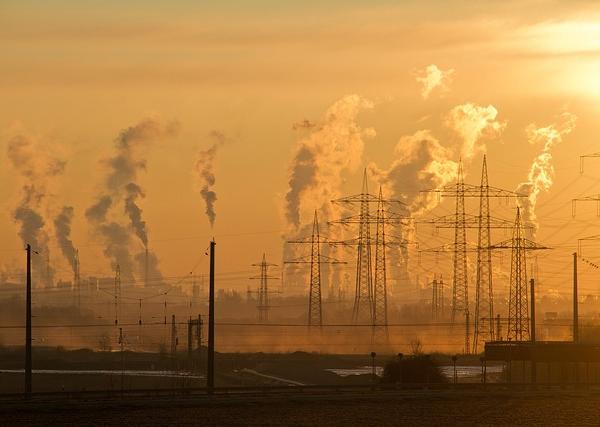 Lens as Witness: Documenting Industrial Inequality and Environmental Racism in Rust Belt America